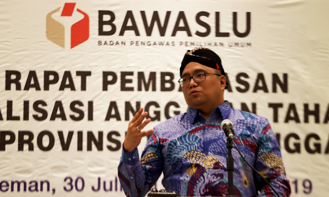 Minta Bawaslu Daerah Cermat Saat Teken Anggaran dalam NPHD