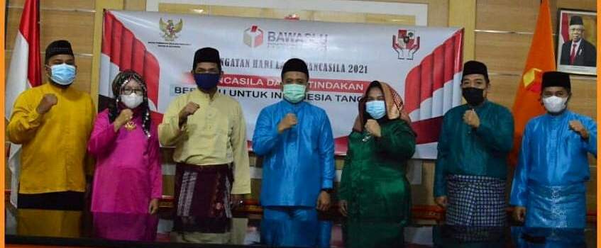 Virtual, Bawaslu Jambi Hadir Upacara 1 Juni