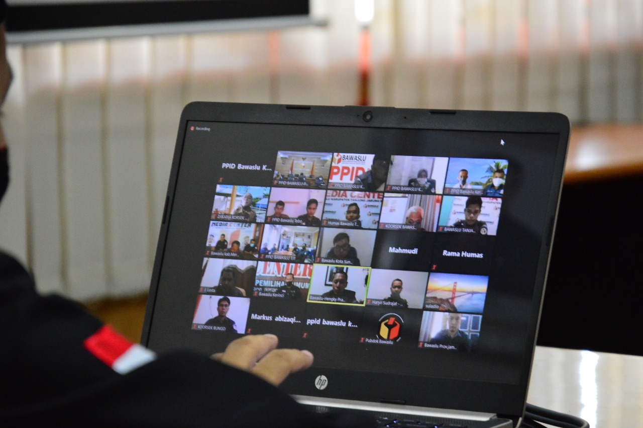 Bawaslu Gelar Rapat Daring Keterbukaan Informasi Publik