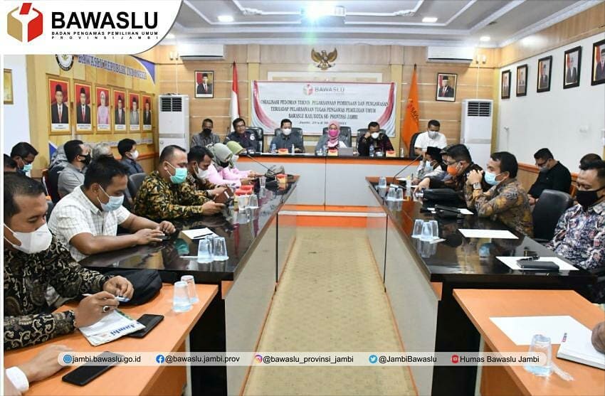 Bawaslu Jambi Gelar Sosialisasi Pedoman Teknis Bagi Bawaslu Kabupaten/Kota