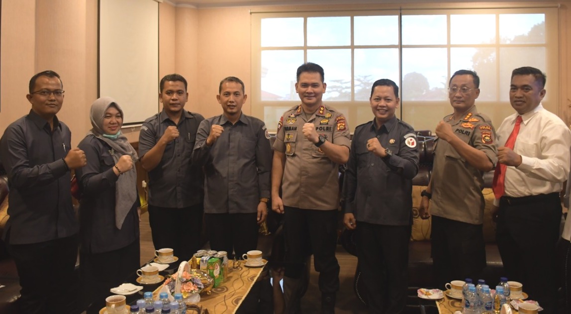 Bawaslu Beraudiensi dengan Kapolda Jambi