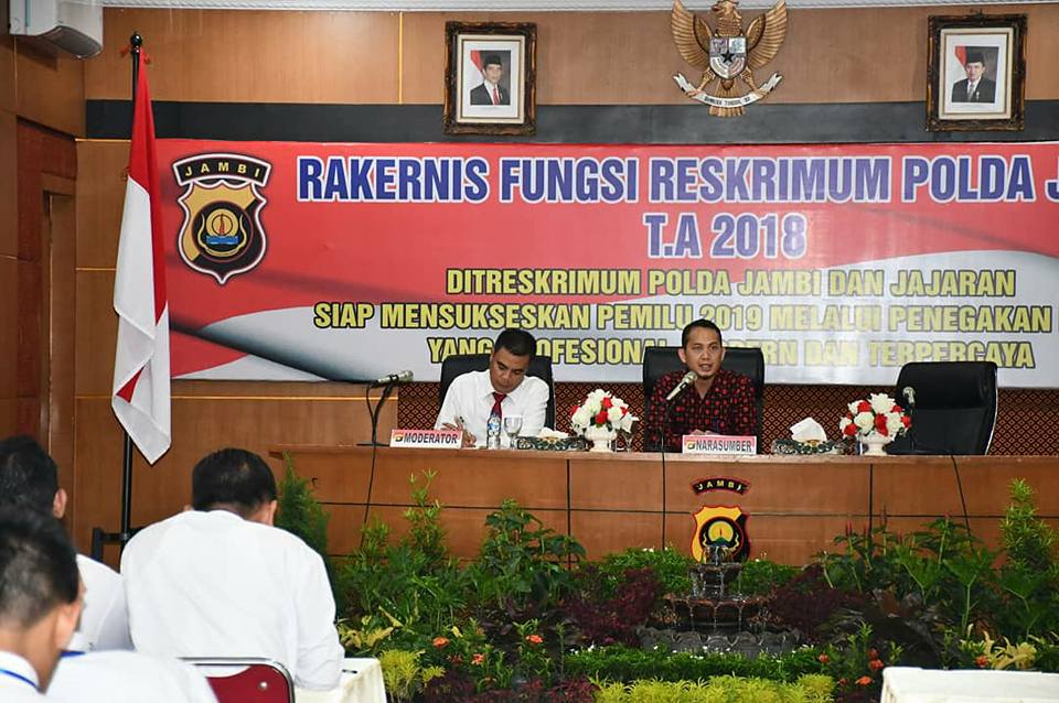 Ketua Bawaslu Beri Materi di Polda