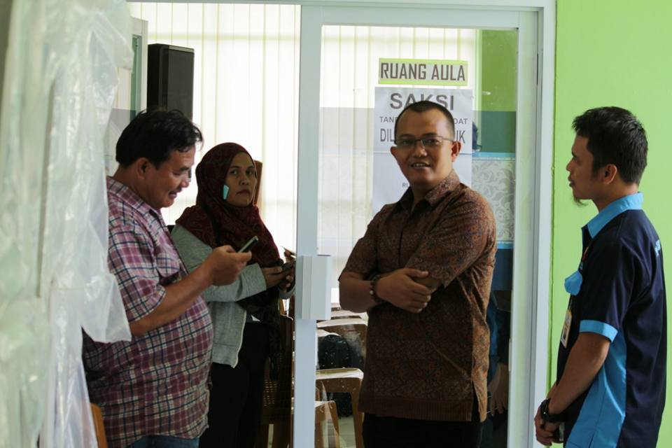 Anggota Bawaslu Lakukan Pemantauan Pleno di PPK