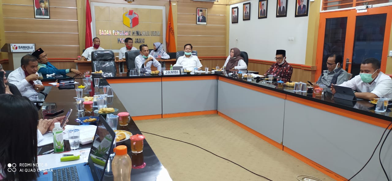 Bawaslu Jambi Gelar Rapat Koordinasi Persiapan Pengawasan Verfak