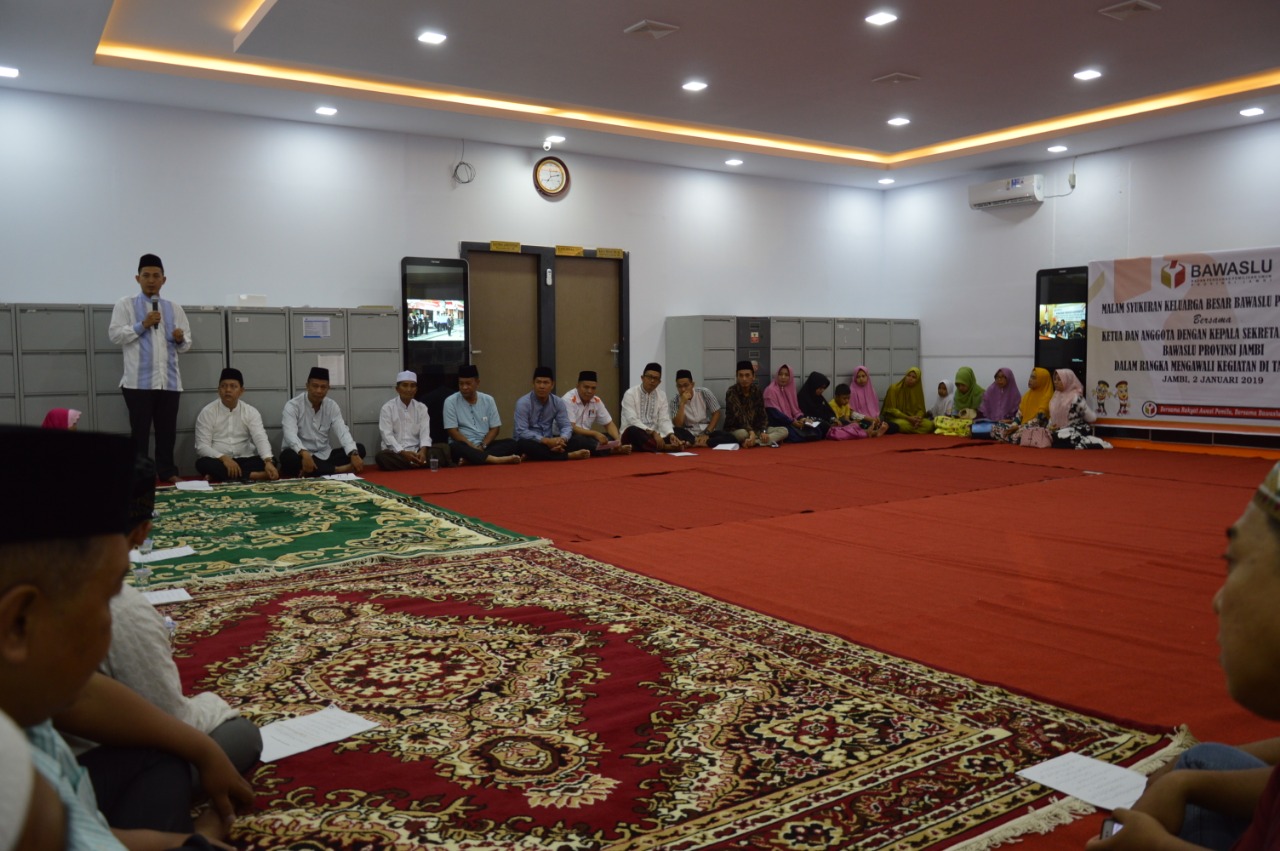 Bawaslu Gelar Syukuran dan Selamatan