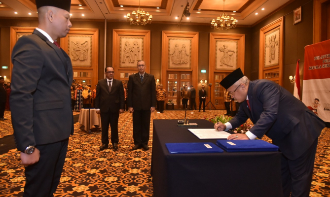 Minta Para Kasek Baru Pelajari UU Administrasi Pemerintahan