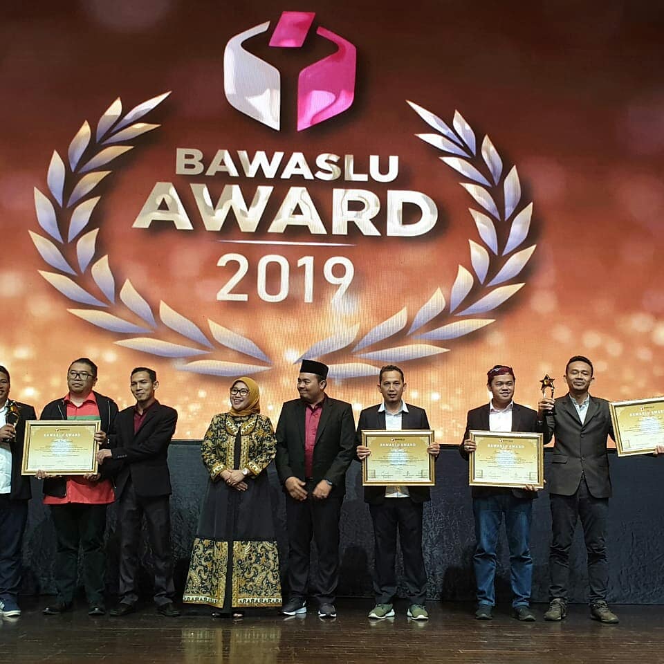 Bawaslu Jambi Raih Penghargaan Humas Terbaik