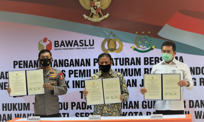 Bawaslu, Polri, Kejagung Tandatangani Peraturan Bersama Sentra Gakkumdu Pilkada 2020