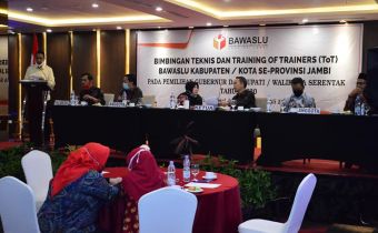 Bawaslu Jambi Gelar ToT