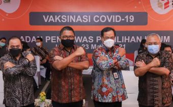 Vaksin Covid-19 di Bawaslu, Fritz dan Afif Yakin Upaya Ini Penting Maksimalkan Kerja
