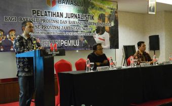 Tingkatkan Kemampuan Kehumasan, Bawaslu Gelar Pelatihan Jurnalistik