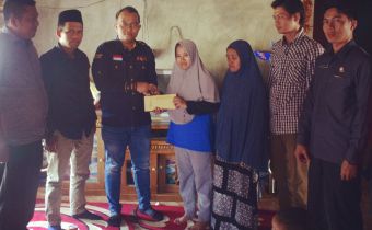 Bawaslu Berikan Santunan Kecelakaan Kerja